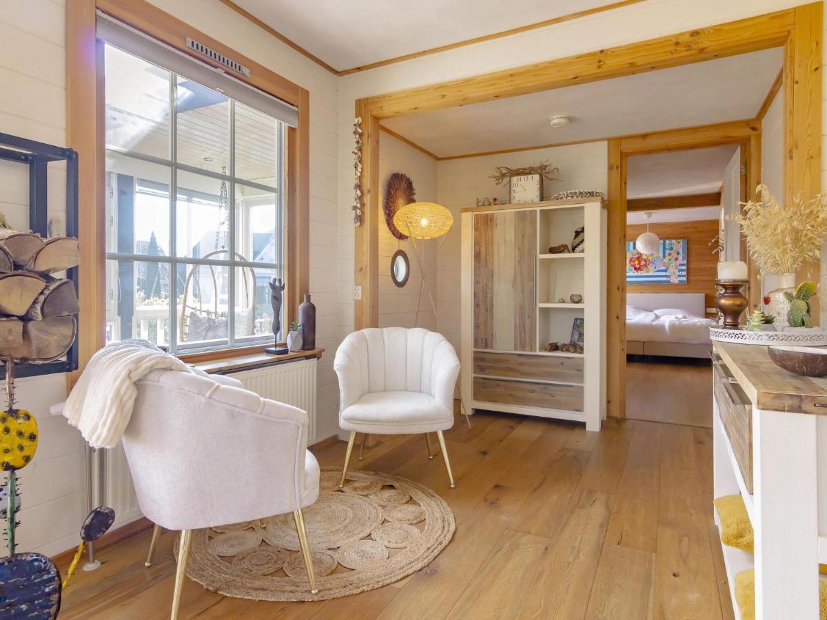 Beautiful Holiday Home With Private Terrace Kropswolde 외부 사진