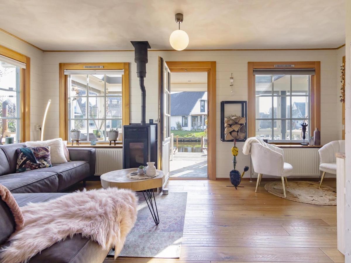 Beautiful Holiday Home With Private Terrace Kropswolde 외부 사진
